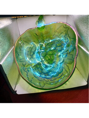 Vintage Large Green Carnival Glass Fruit Bowl Grape Pattern Serving Bowl